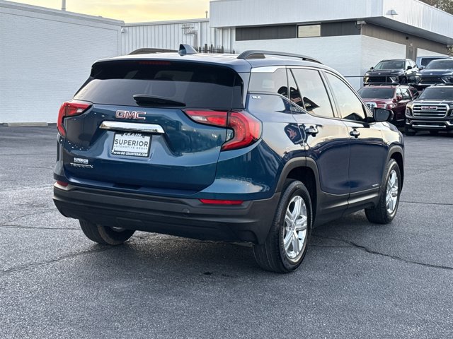 Used 2020 GMC Terrain SLE w/ Driver Convenience Package image 3