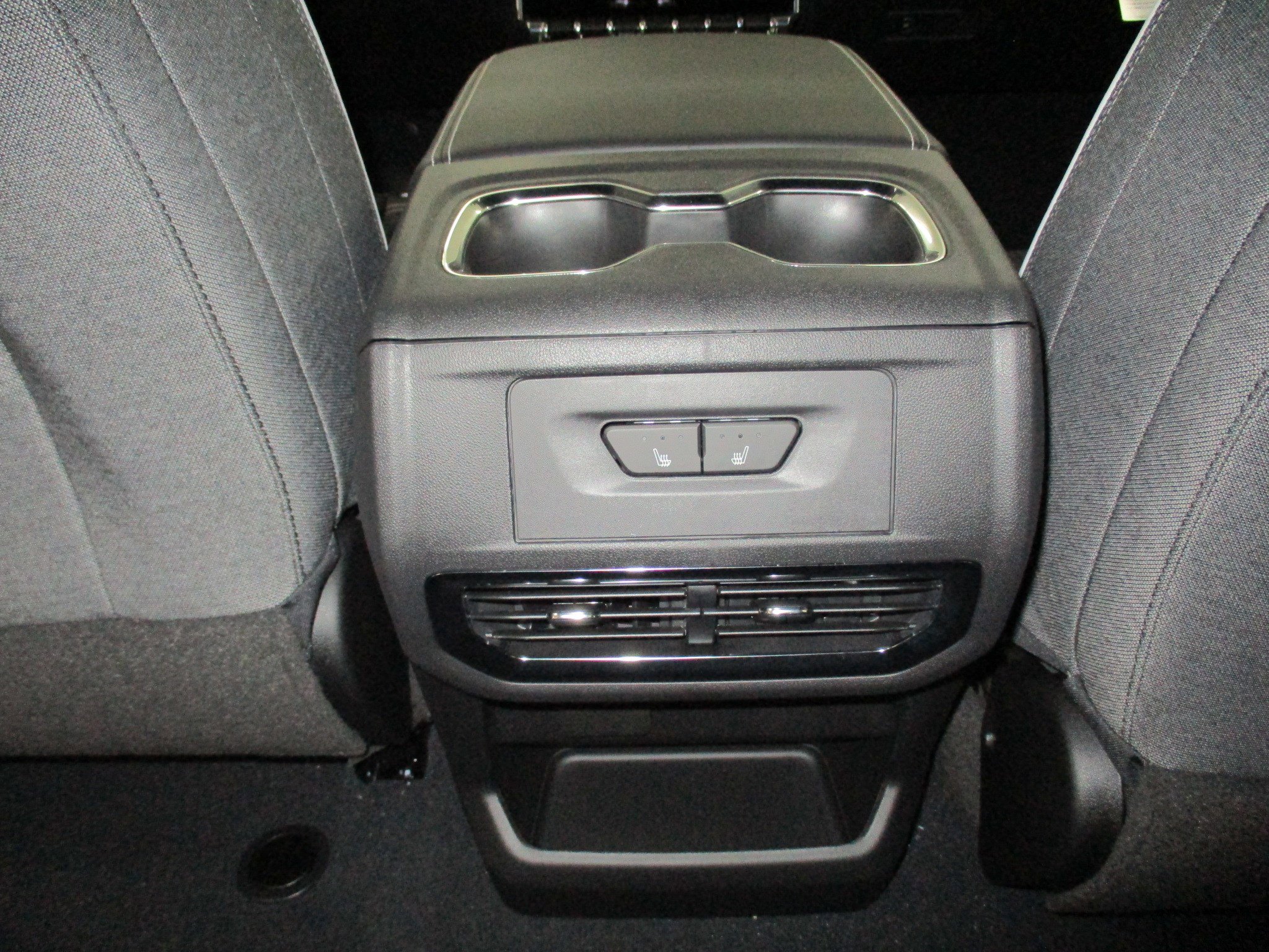 New 2026 GMC Sierra EV Elevation w/ Premium Package image 28