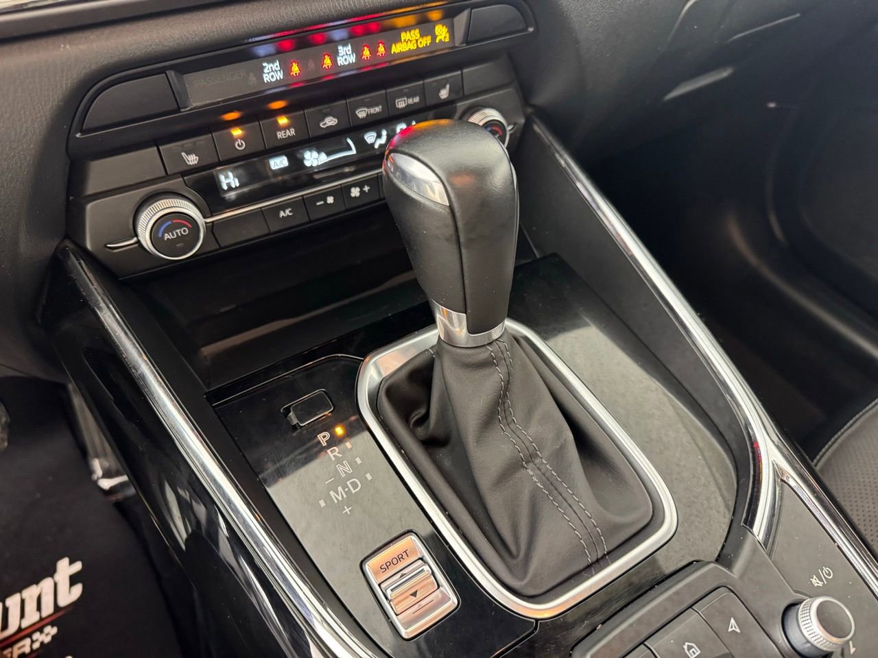 Used 2023 MAZDA CX-9 Touring image 17