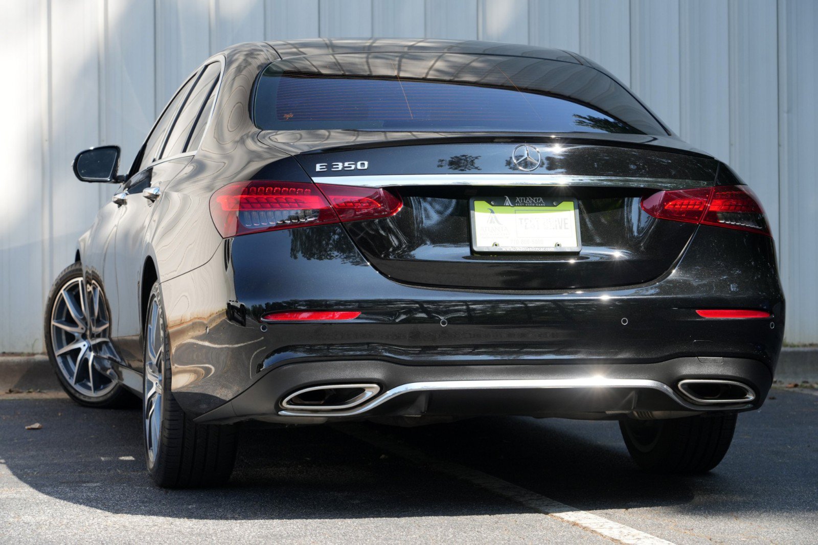 Used 2022 Mercedes-Benz E 350 Sedan w/ AMG Line Exterior image 5