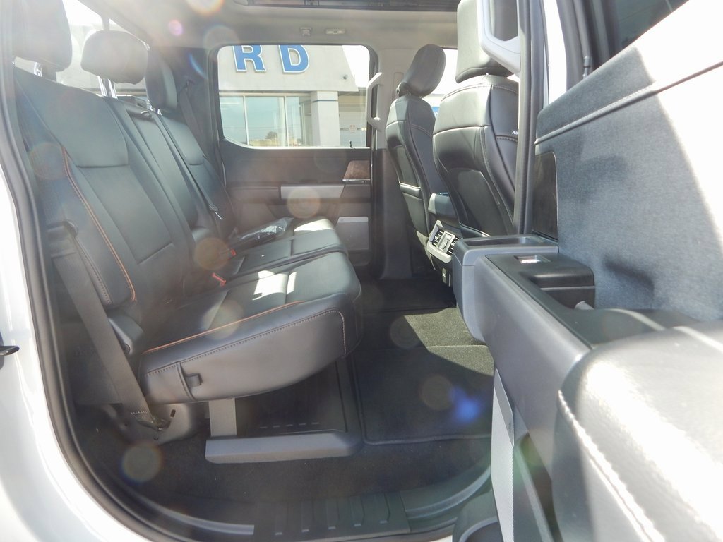 New 2025 Ford F250 Lariat w/ Lariat Ultimate Package image 14