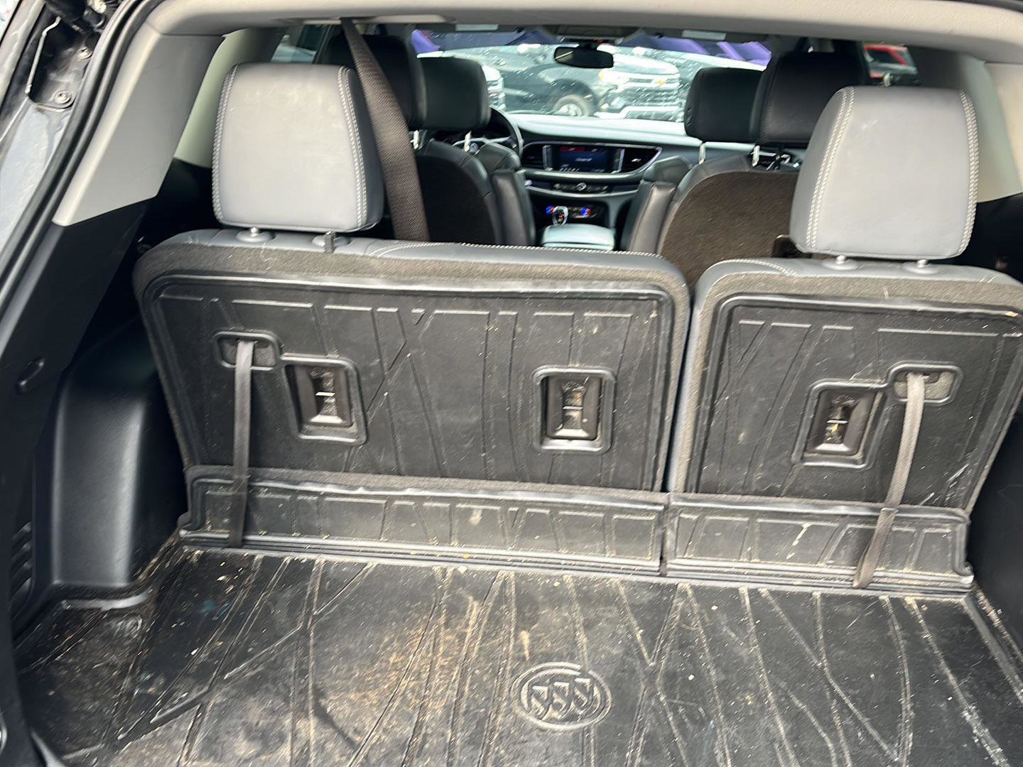 Used 2020 Buick Enclave Essence w/ Sport Touring Edition FWD image 23