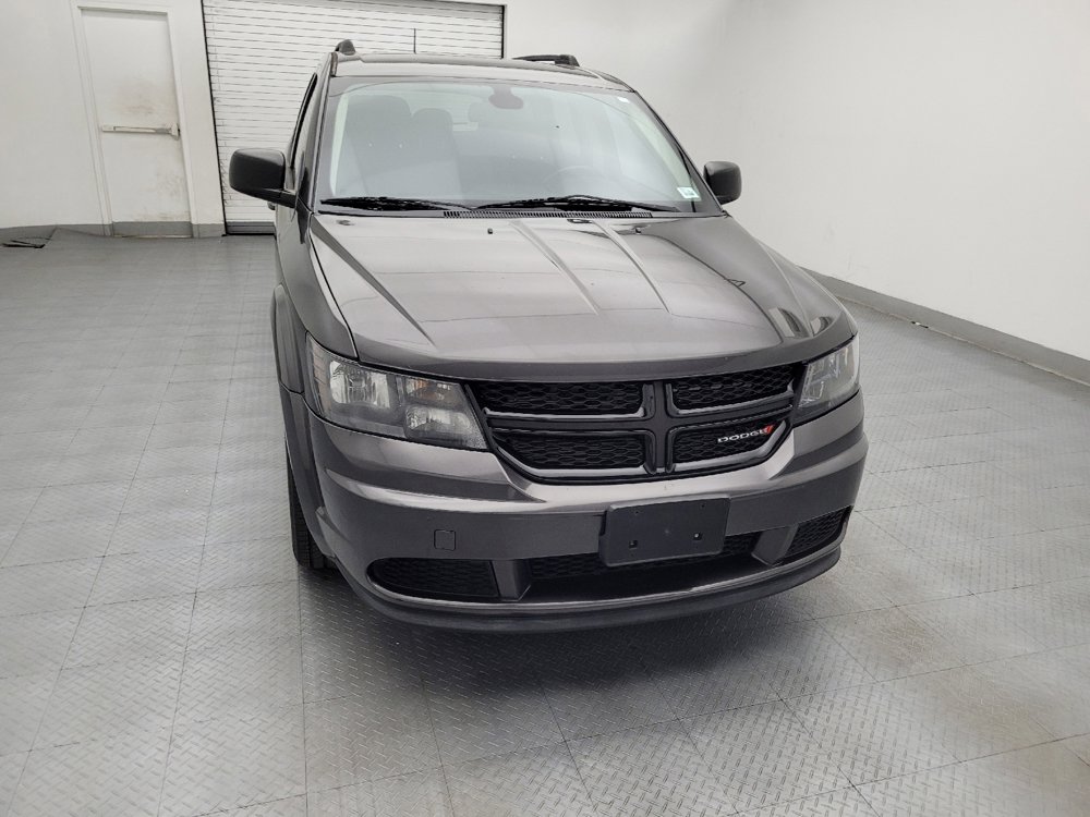 Used 2018 Dodge Journey SE w/ Popular Equipment Group FWD image 14