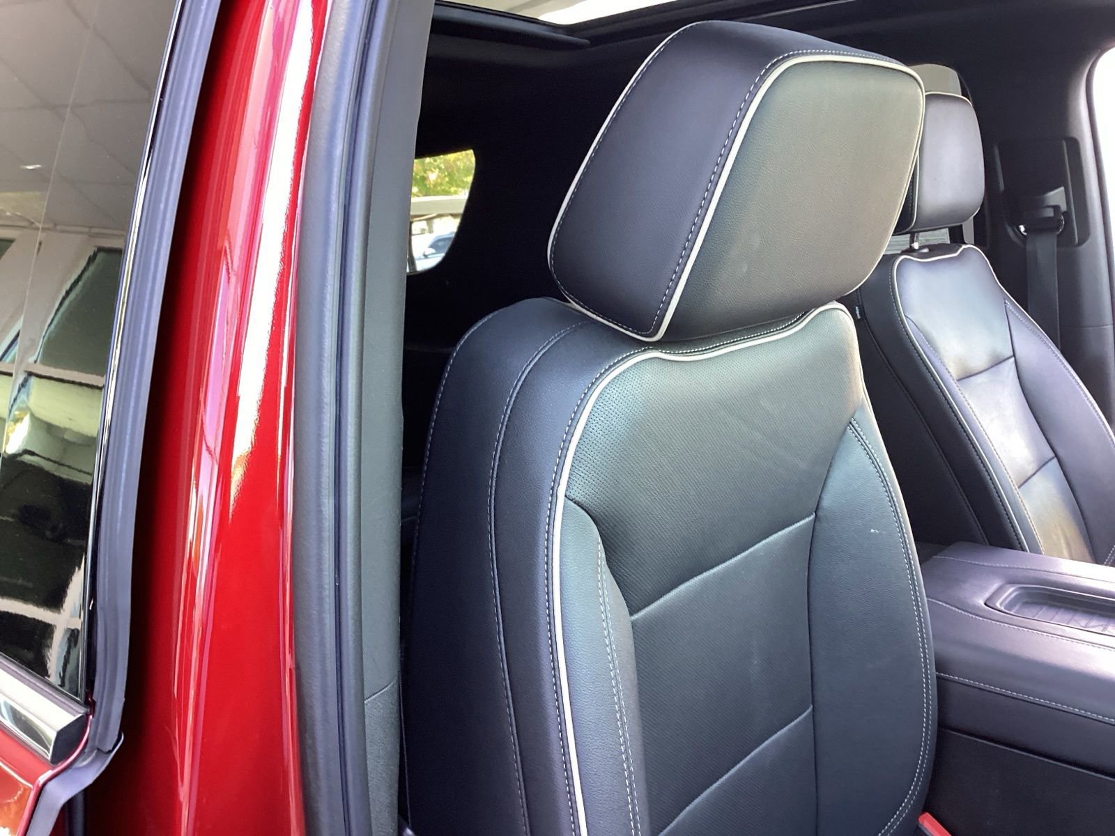 Used 2023 Chevrolet Tahoe Premier image 19