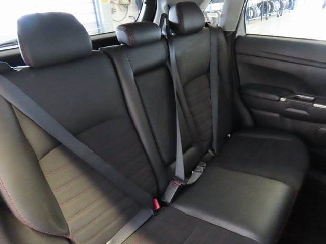 Used 2023 Mitsubishi Outlander Sport SE image 25