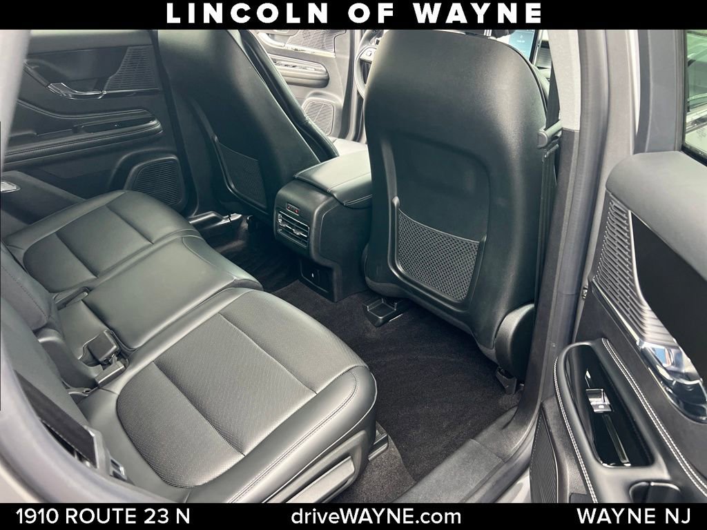 Certified 2022 Lincoln Corsair AWD w/ Equipment Group 101A image 16