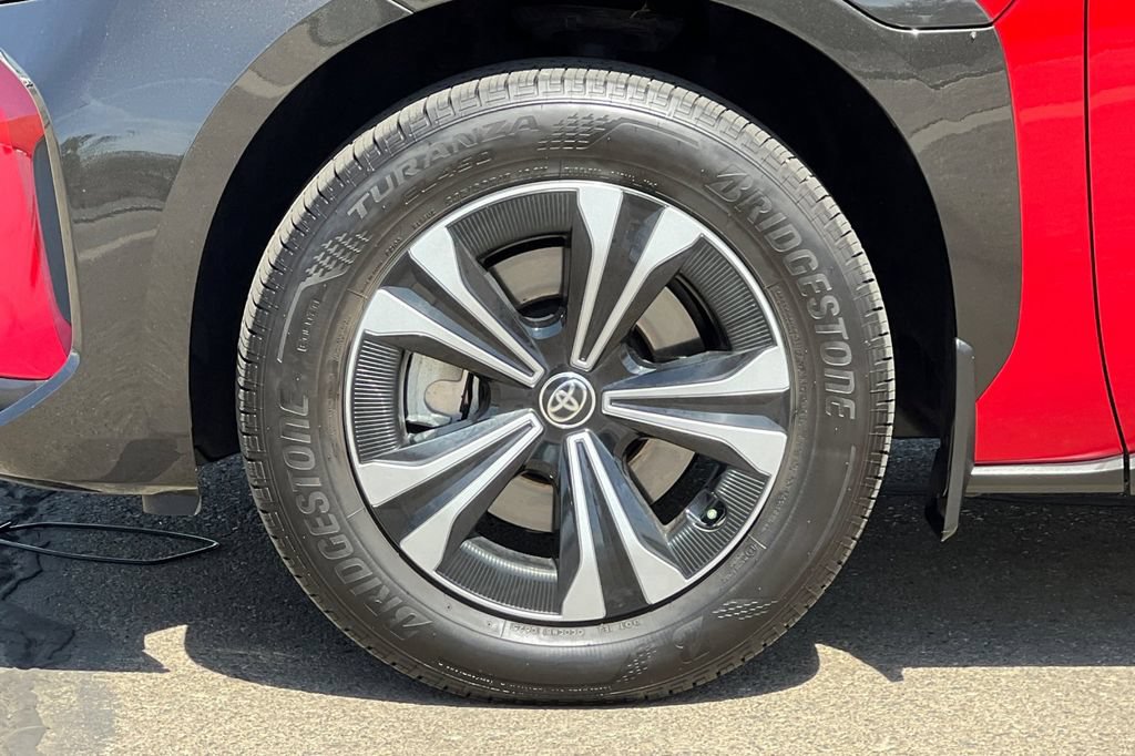 Certified 2025 Toyota bZ4X AWD w/ Weather Package image 29
