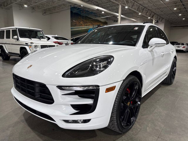 Used 2018 Porsche Macan GTS image 1