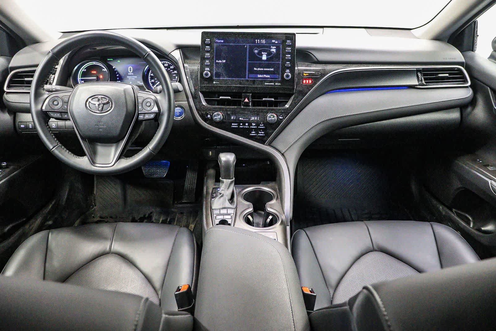 Used 2023 Toyota Camry XSE FWD image 12