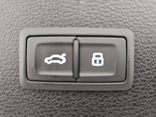 Used 2022 Audi Q5 e Prestige image 33