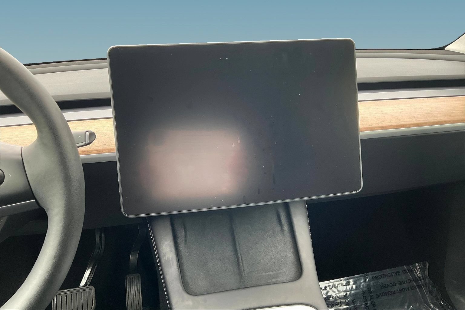Used 2024 Tesla Model Y Long Range AWD/4WD image 9