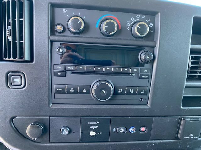 Used 2021 GMC Savana 3500 w/ Power Convenience Package RWD image 12