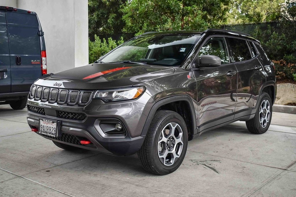 Used 2022 Jeep Compass Trailhawk w/ Sun and Sound Group image 3
