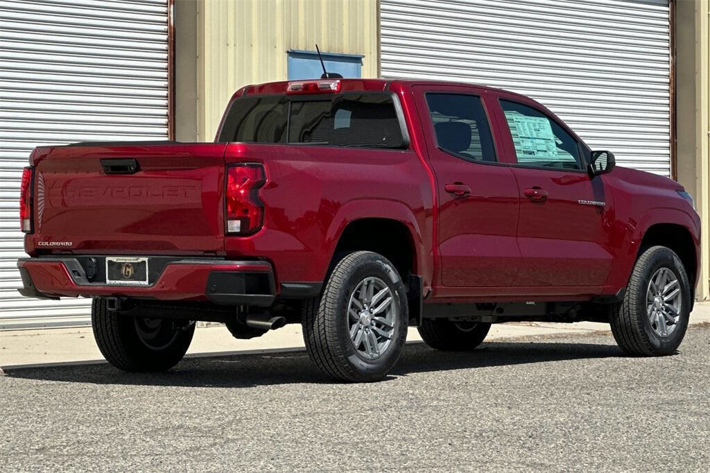 New 2025 Chevrolet Colorado LT w/ Advanced Trailering Package image 6