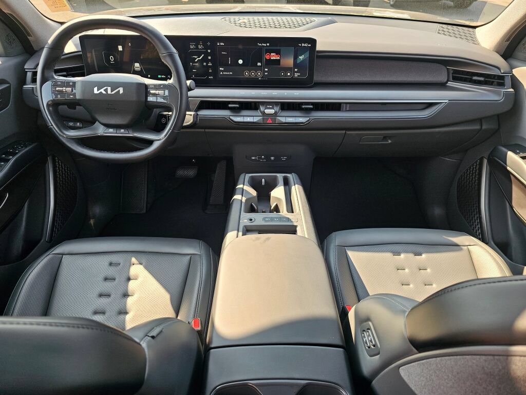 Certified 2024 Kia EV9 Wind AWD/4WD image 9