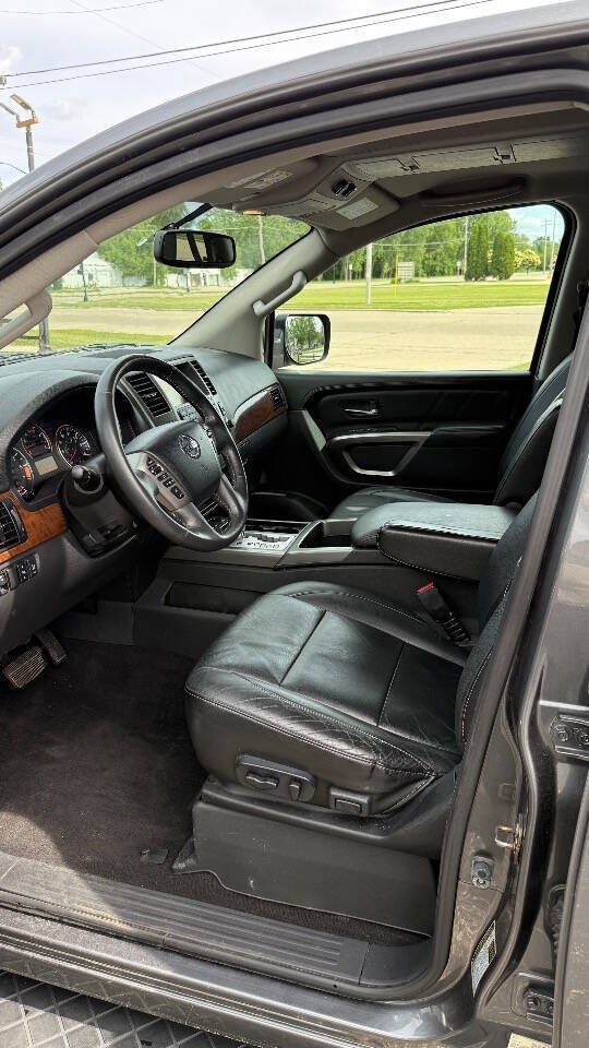 Used 2015 Nissan Armada Platinum w/ 2nd Row Captain Seat Package AWD/4WD image 9