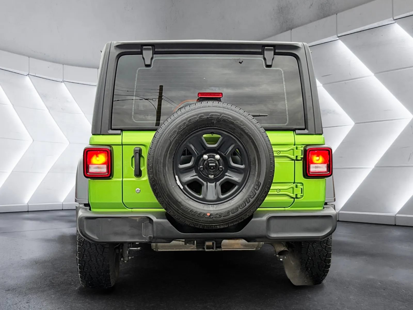 Used 2018 Jeep Wrangler Unlimited Sport AWD/4WD image 7