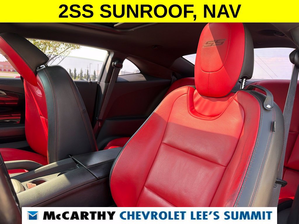 Used 2015 Chevrolet Camaro SS w/ Commemorative Special Edition RWD image 33