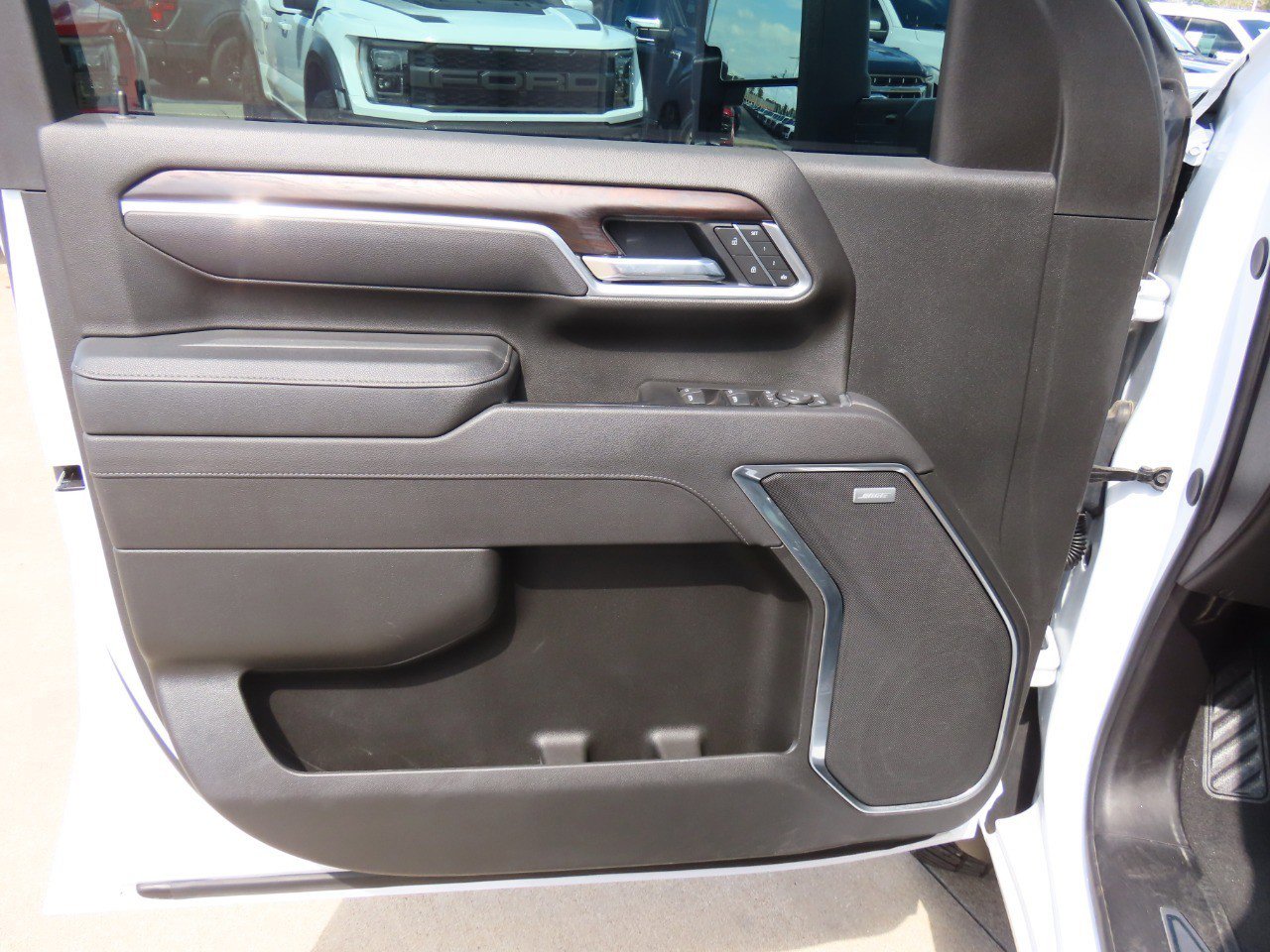 Used 2025 GMC Sierra 2500 SLT w/ SLT Convenience Package image 23