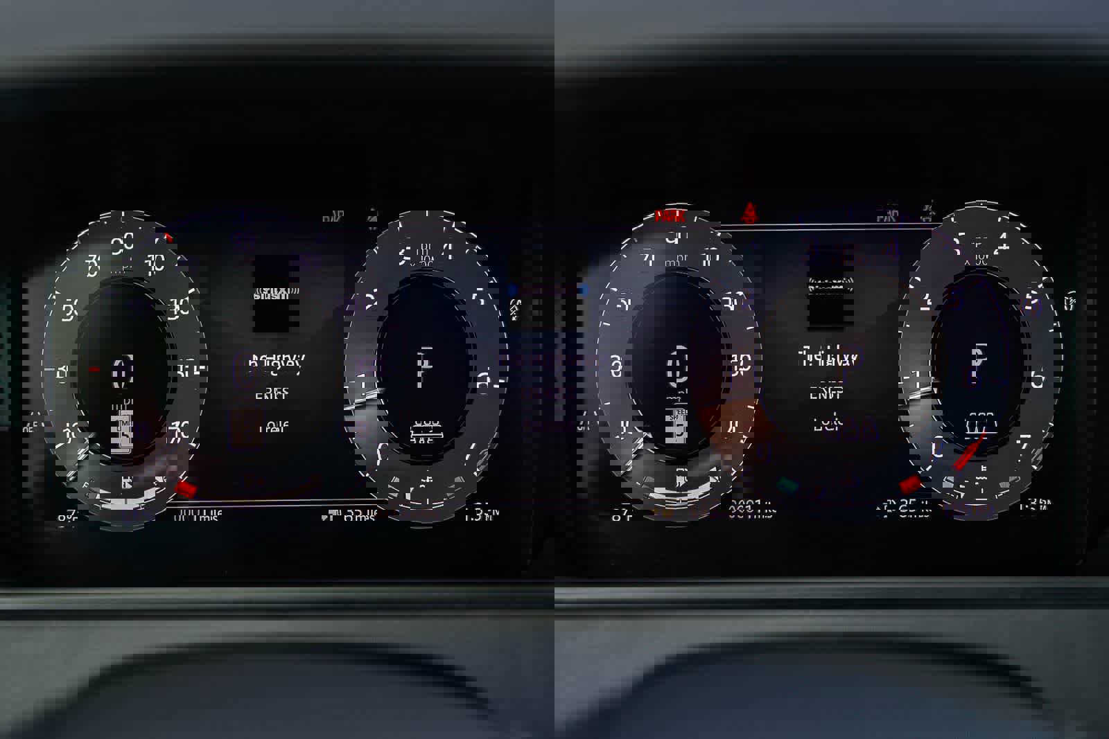 New 2026 Land Rover Range Rover Velar Dynamic SE image 25