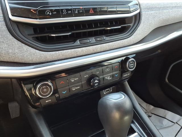 Used 2022 Jeep Compass Latitude w/ Convenience Group AWD/4WD image 22