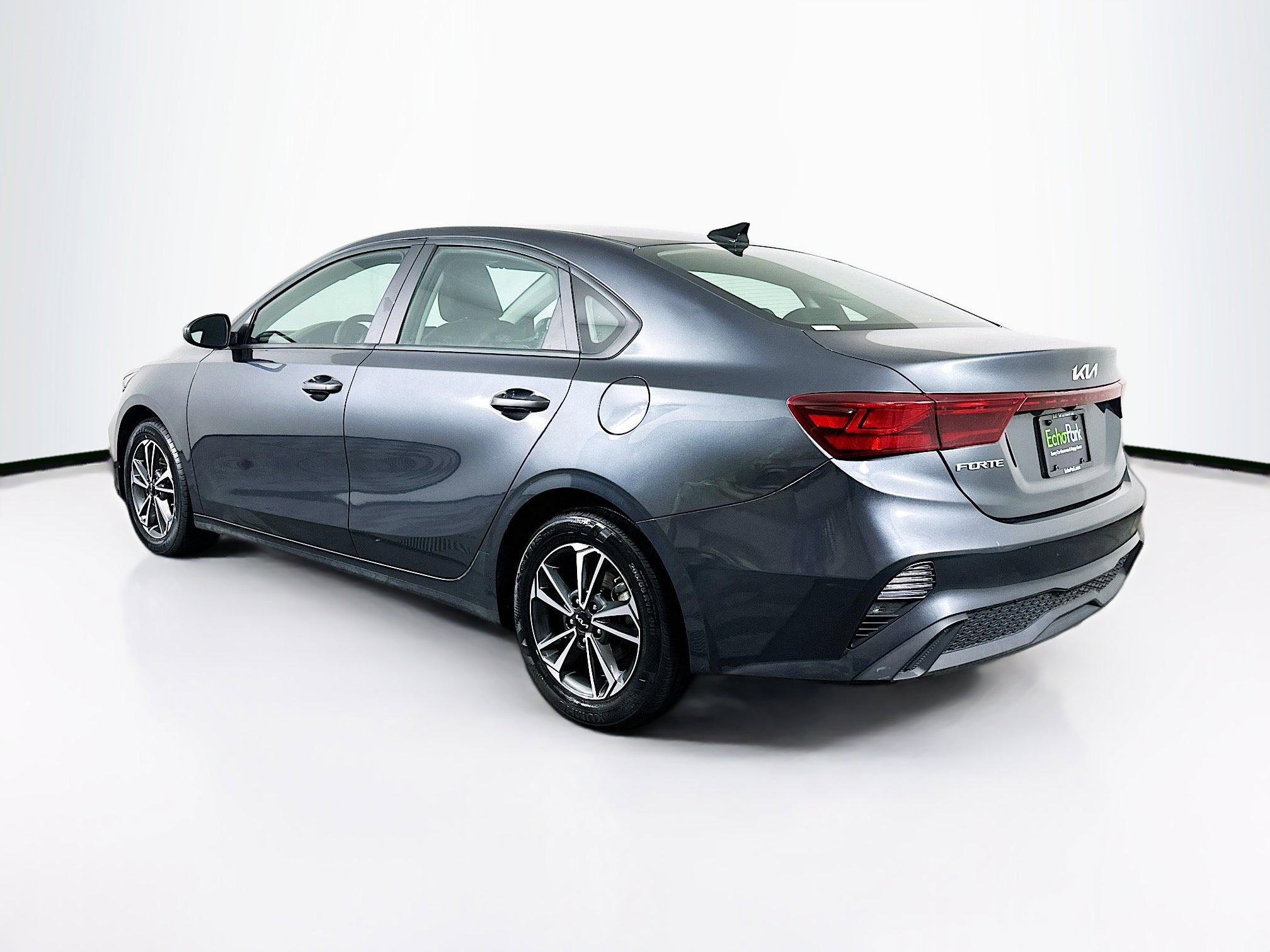 Used 2024 Kia Forte LXS image 5