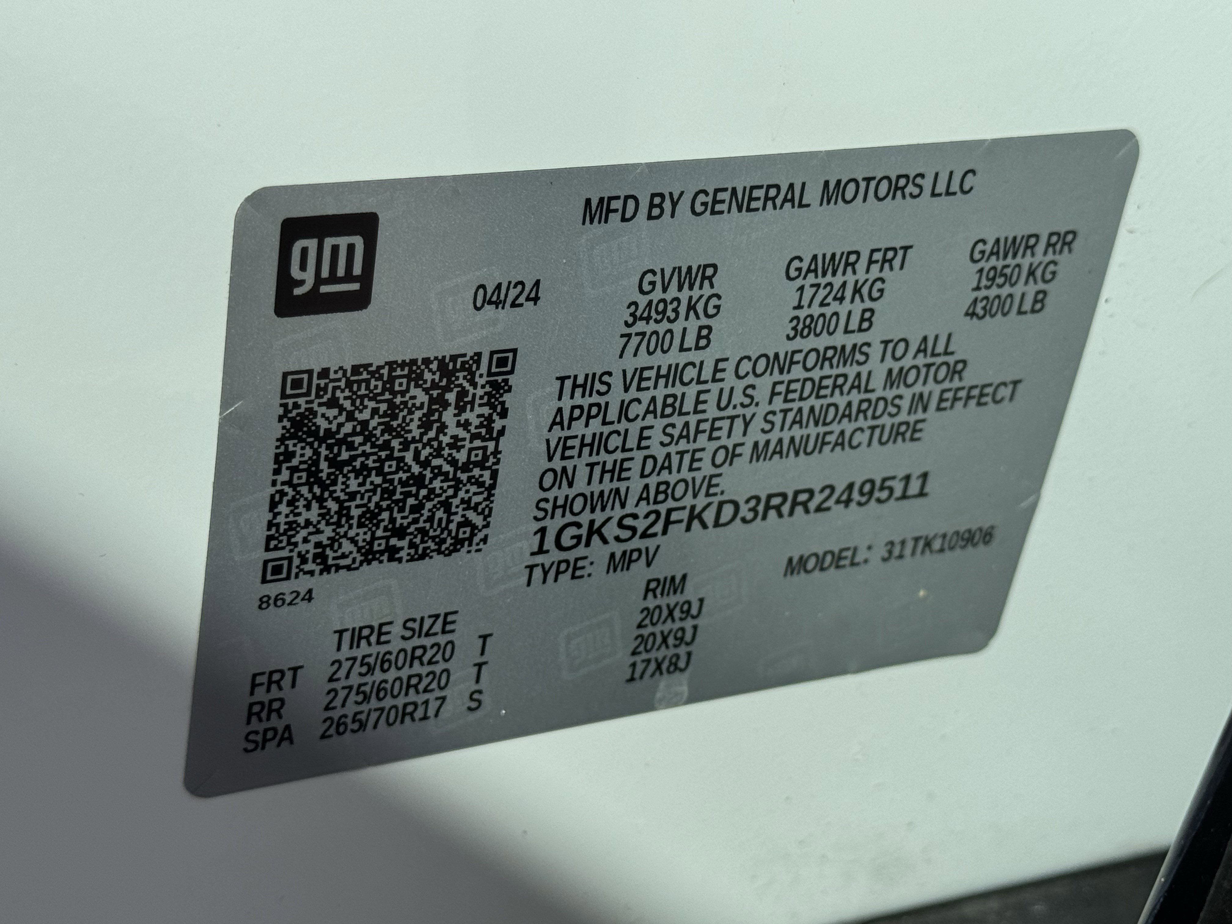 Used 2024 GMC Yukon XL SLE w/ Gmc Pro Safety Plus Package image 32