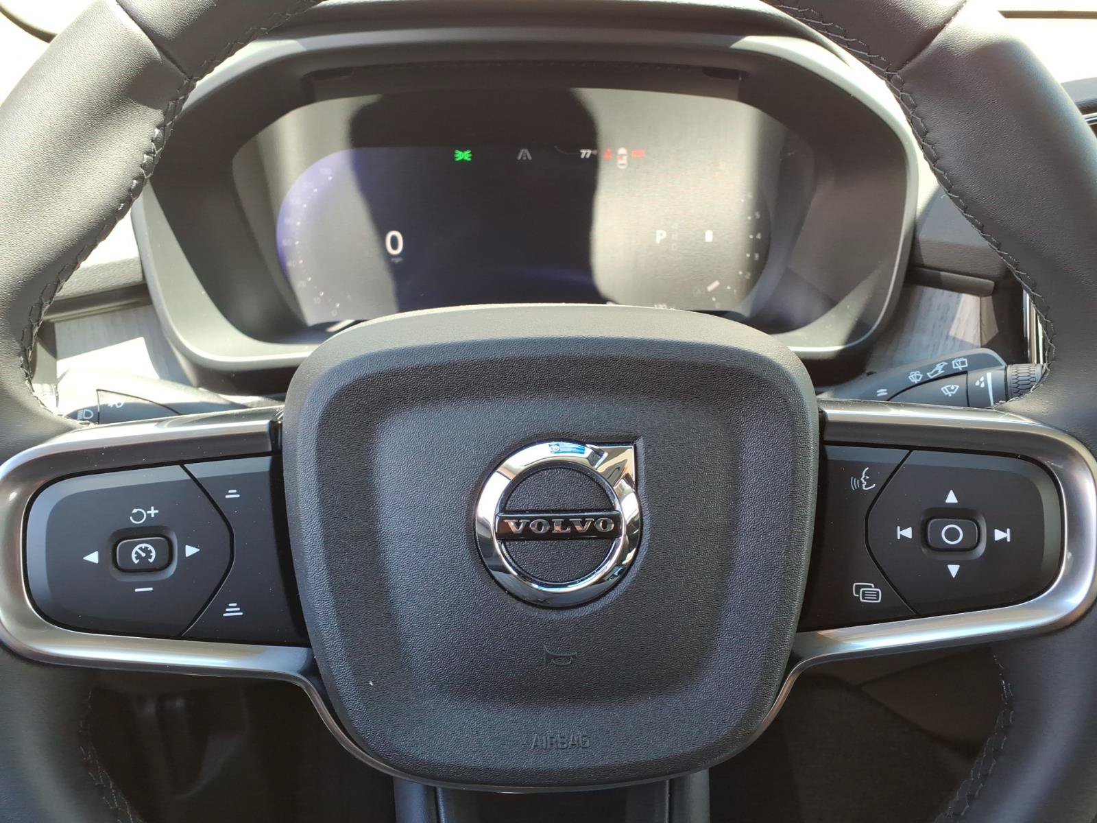 New 2026 Volvo XC40 B5 Plus w/ Protection Package Premier AWD/4WD image 10