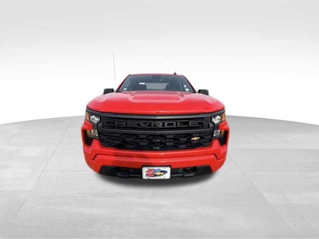 Used 2023 Chevrolet Silverado 1500 Custom image 3