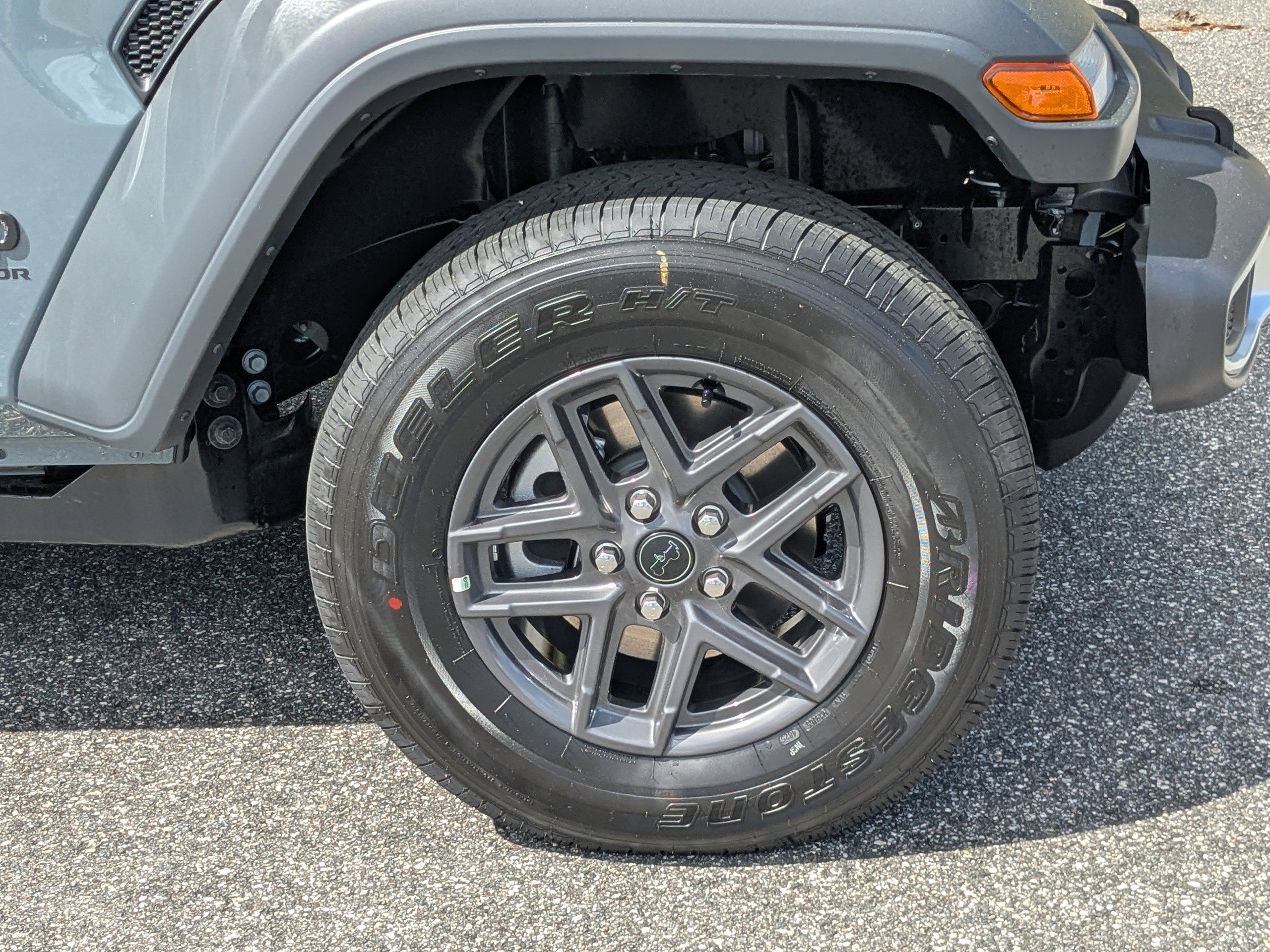 New 2026 Jeep Gladiator Sport image 10