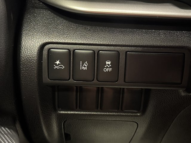 Used 2020 Mitsubishi Eclipse Cross SE FWD image 27