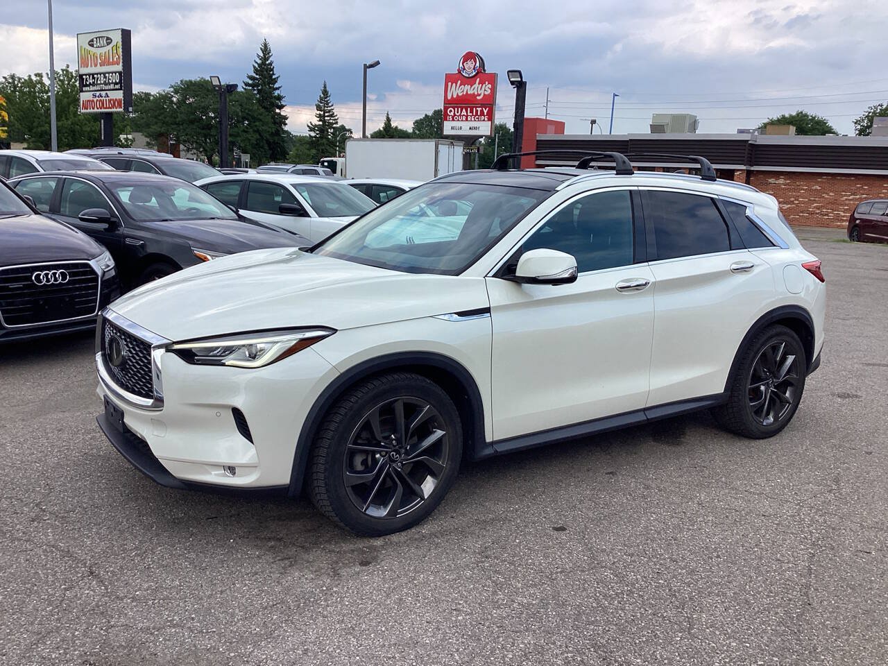 Used 2019 INFINITI QX50 Essential w/ Proactive Package AWD/4WD image 7