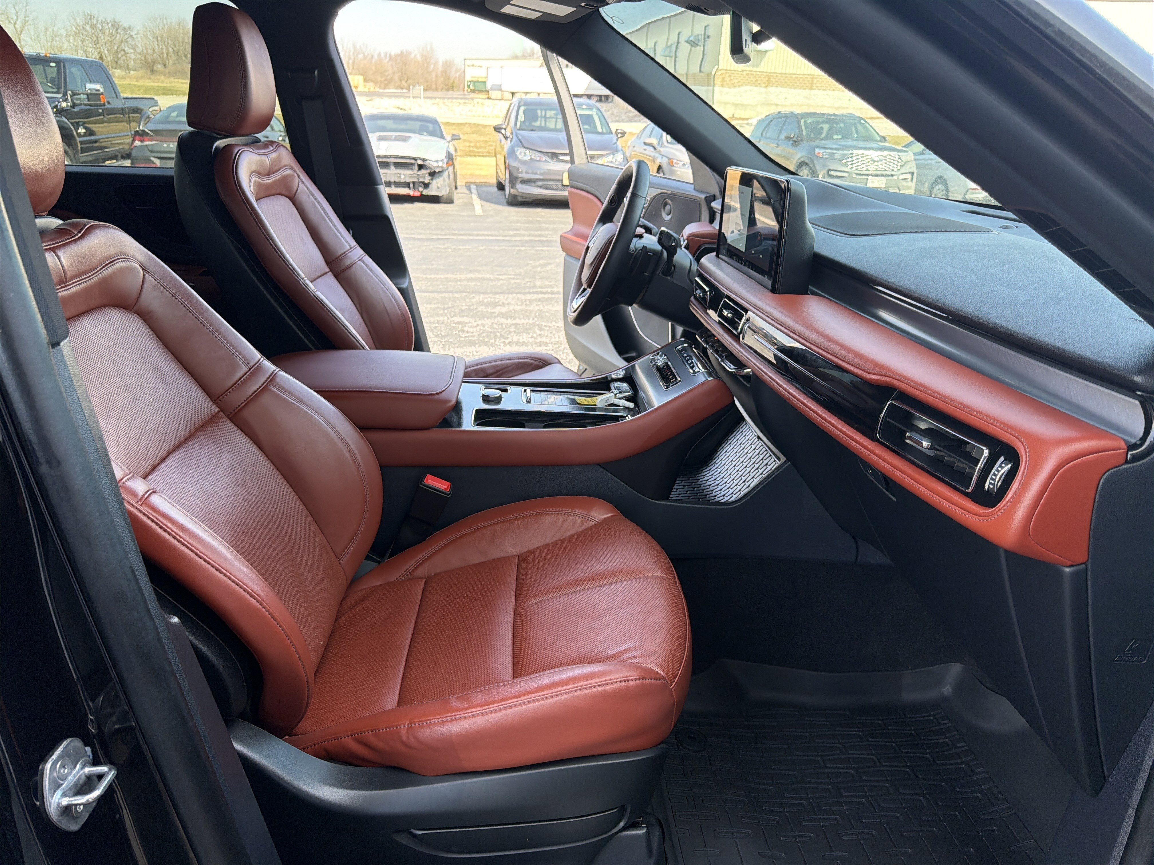 Used 2025 Lincoln Aviator Reserve w/ Jet Appearance Package image 55