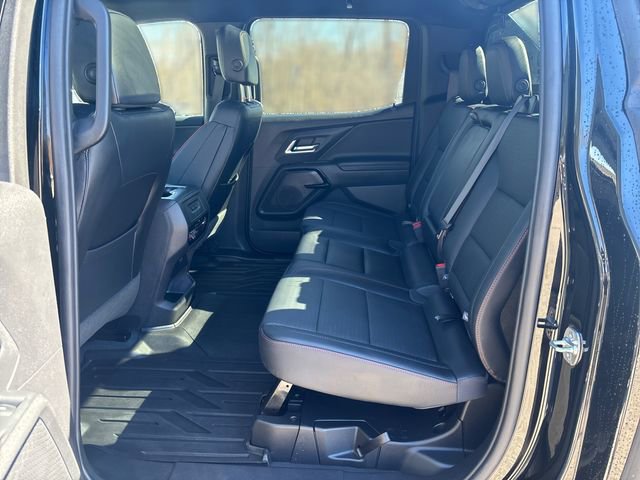 Certified 2025 Chevrolet Silverado EV RST AWD/4WD image 10