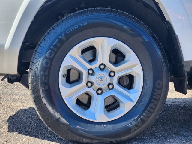 Used 2015 Toyota 4Runner SR5 Premium AWD/4WD image 10