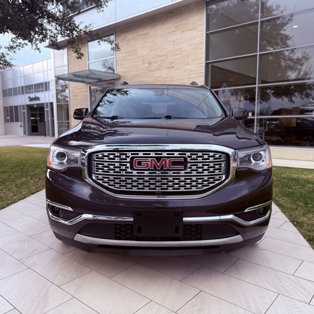 Used 2019 GMC Acadia Denali w/ Technology Package image 3