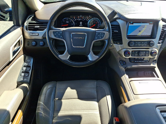 Used 2020 GMC Yukon Denali w/ Open Road Package AWD/4WD image 14