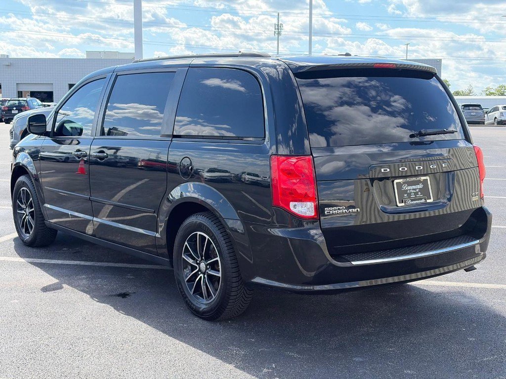 Used 2017 Dodge Grand Caravan GT FWD image 8