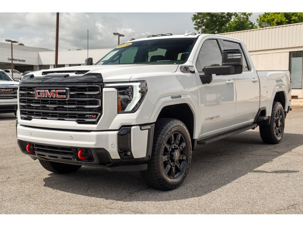 Used 2026 GMC Sierra 2500 AT4 w/ AT4 Premium Plus Package AWD/4WD image 4
