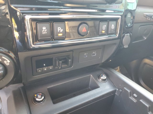 Used 2023 Nissan Titan Platinum Reserve w/ Moonroof Package image 29