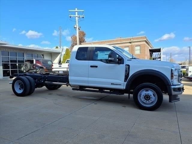 New 2024 Ford F550 4x4 SuperCab Super Duty image 7