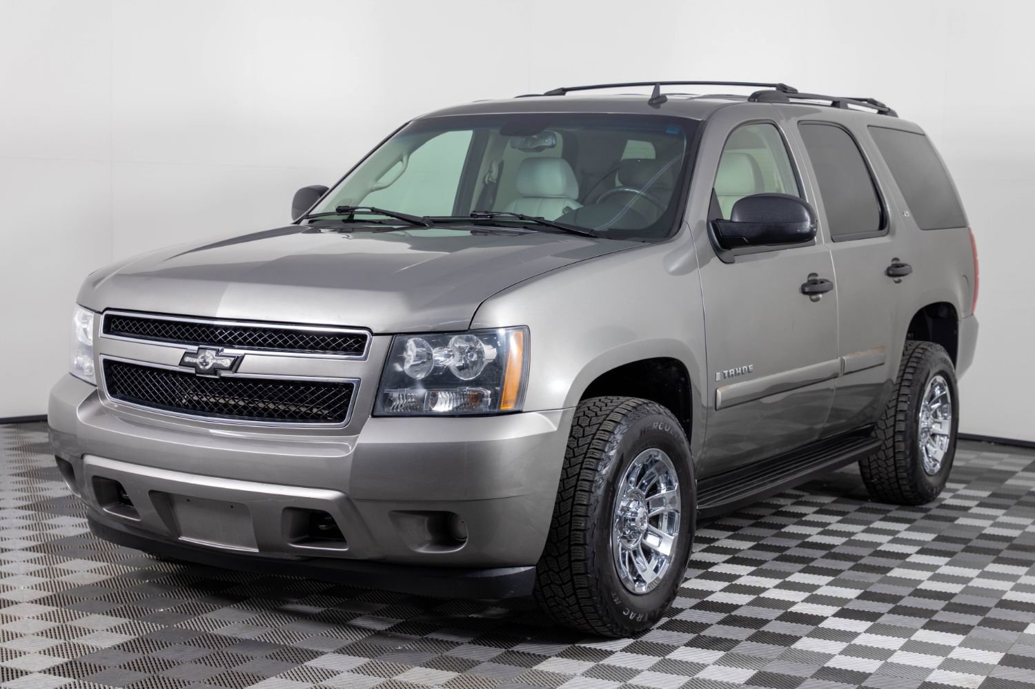 Used 2007 Chevrolet Tahoe LS image 2
