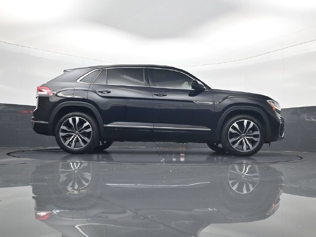 Used 2022 Volkswagen Atlas Cross Sport SEL Premium R-Line w/ Cross Sport MDO Package AWD/4WD image 24