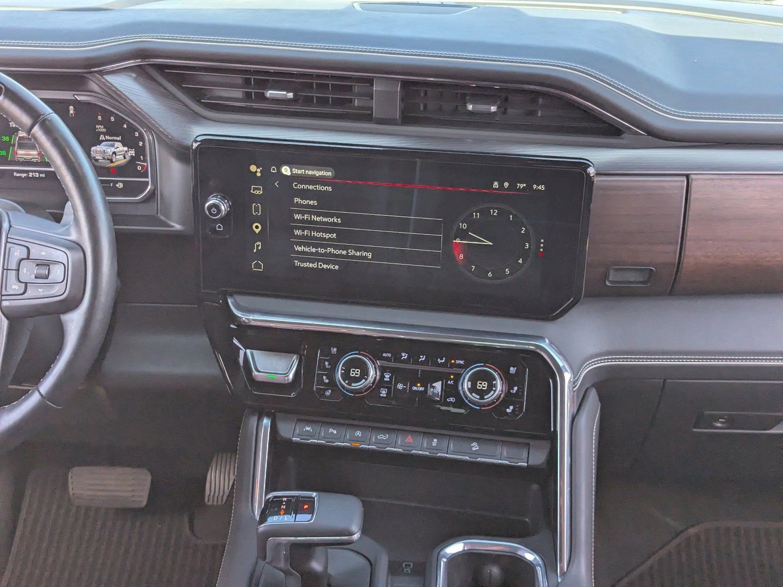 Used 2025 GMC Sierra 1500 Denali Ultimate AWD/4WD image 17