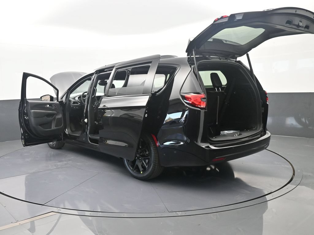 New 2026 Chrysler Pacifica Select w/ S Appearance Package FWD image 75
