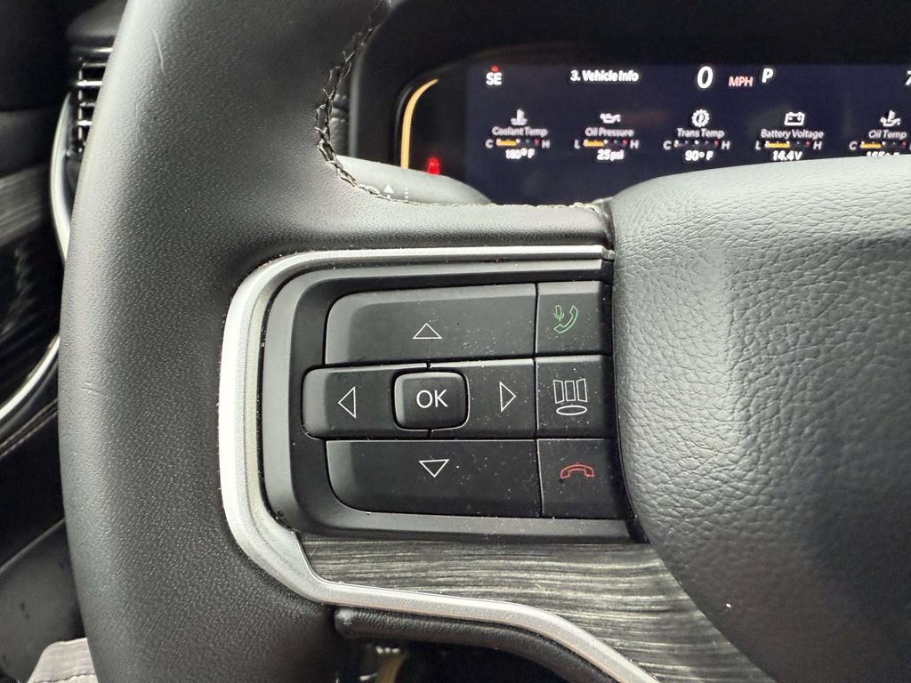 Certified 2024 Jeep Wagoneer Series II w/ Flexible Seating Group AWD/4WD image 24