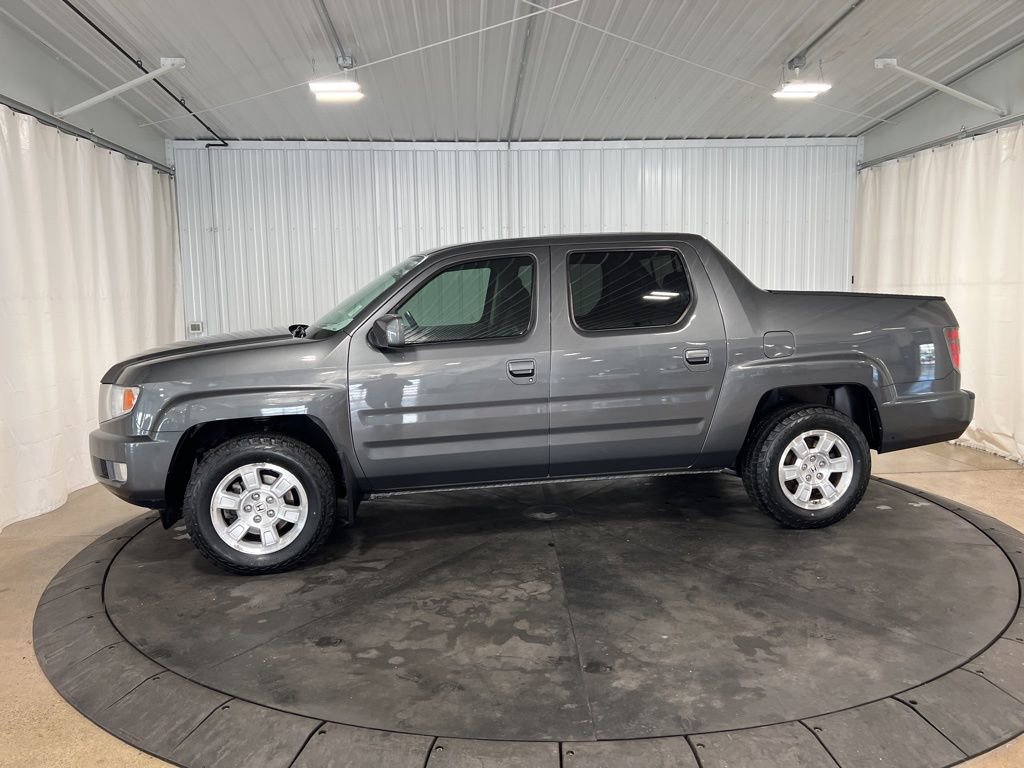 Used 2013 Honda Ridgeline RTS image 2