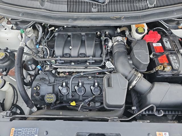 Used 2018 Ford Explorer XLT w/ Equipment Group 202A image 33