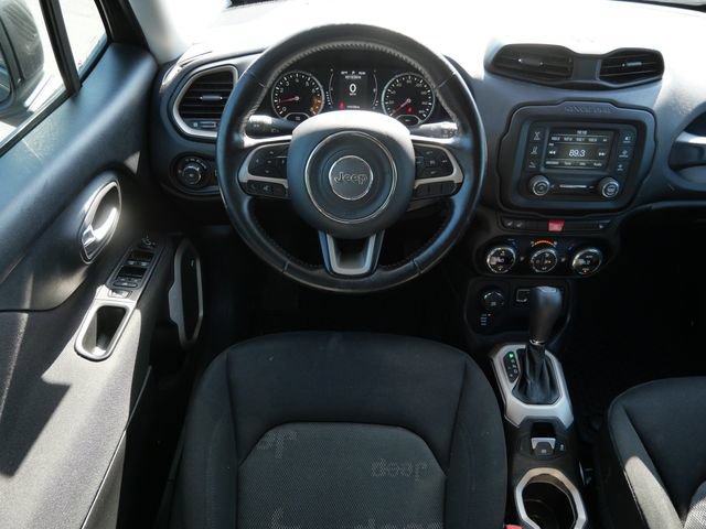Used 2017 Jeep Renegade Latitude w/ Popular Equipment Group AWD/4WD image 12