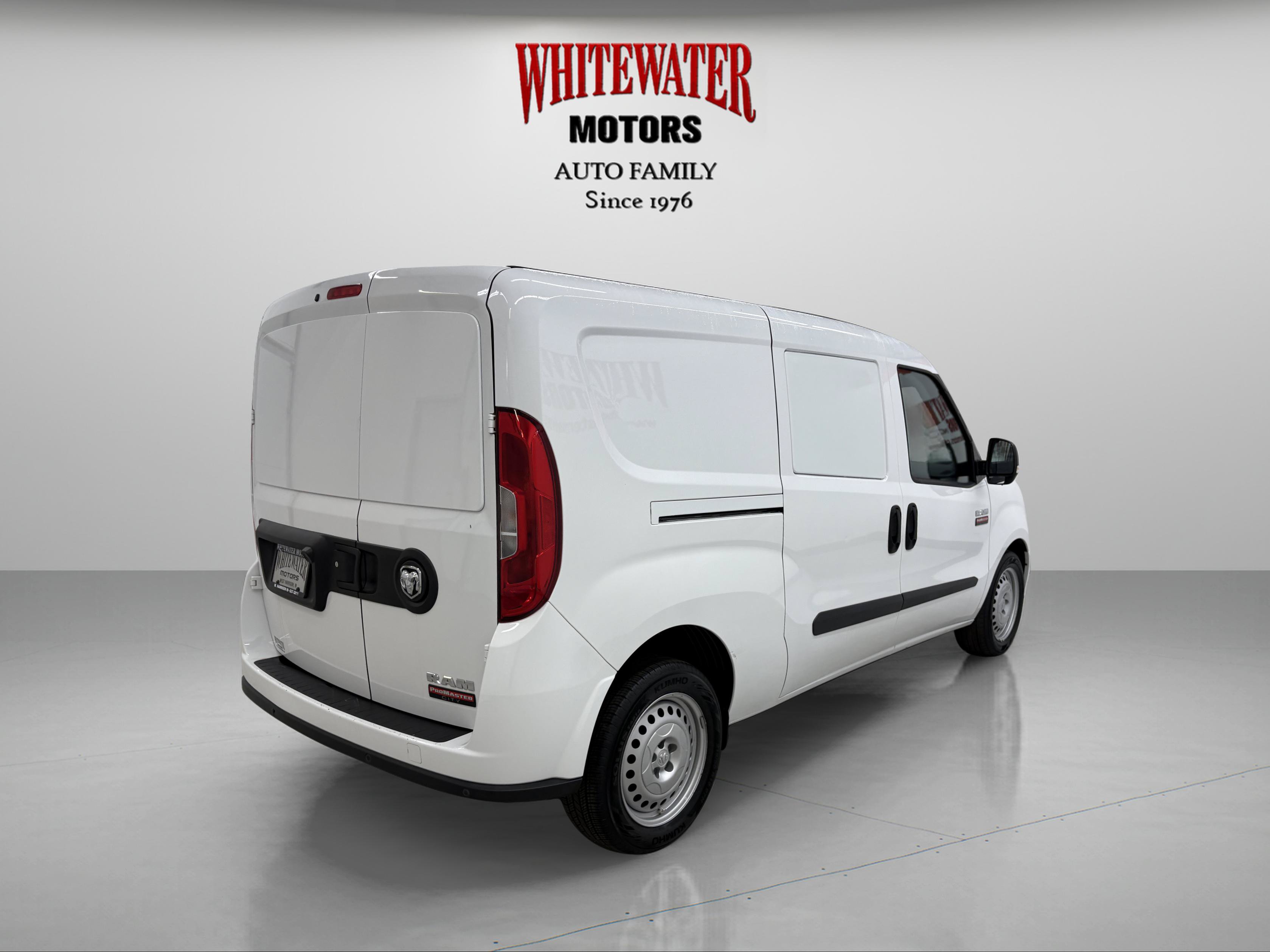 Used 2022 RAM ProMaster City Tradesman FWD image 4